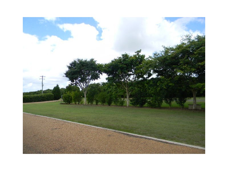 850 Gooburrum Rd, Welcome Creek QLD 4670