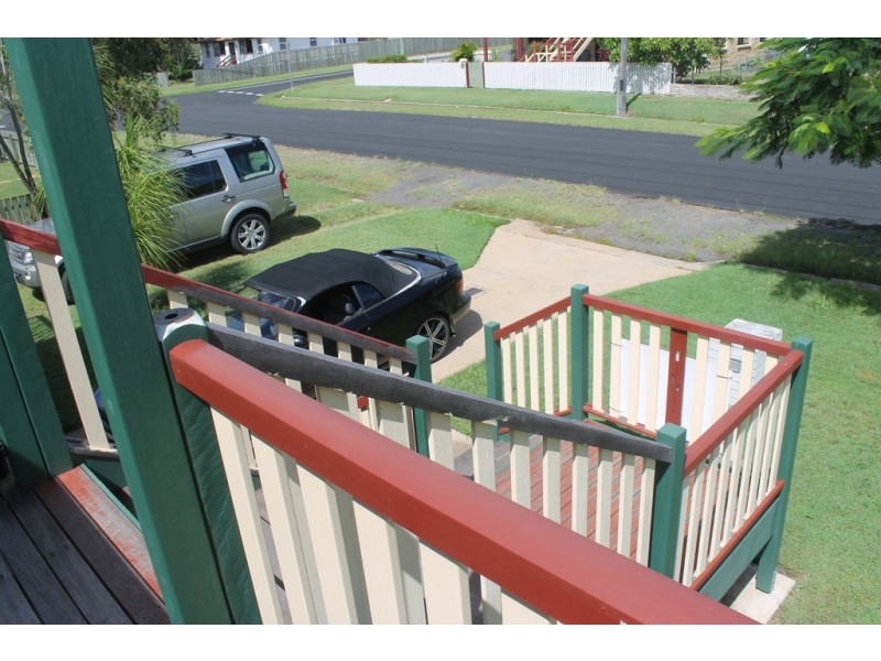 4 Elizabeth Street, Bundaberg South QLD 4670