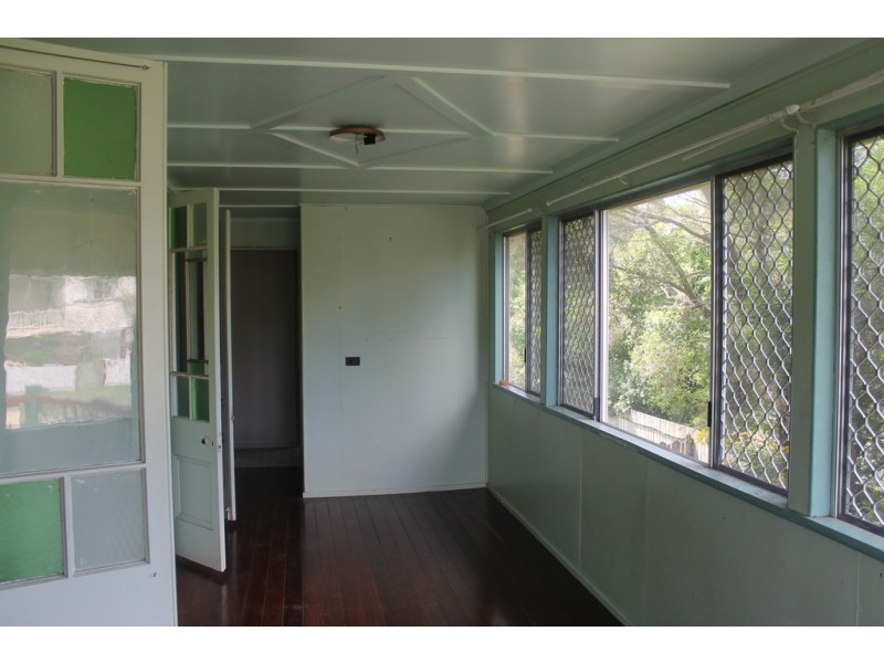 4 Elizabeth Street, Bundaberg South QLD 4670