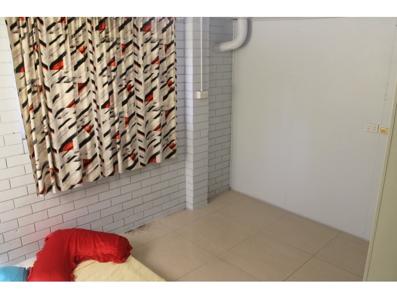 4 Elizabeth Street, Bundaberg South QLD 4670