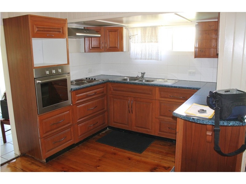 26 Maryborough Street, Bundaberg West QLD 4670