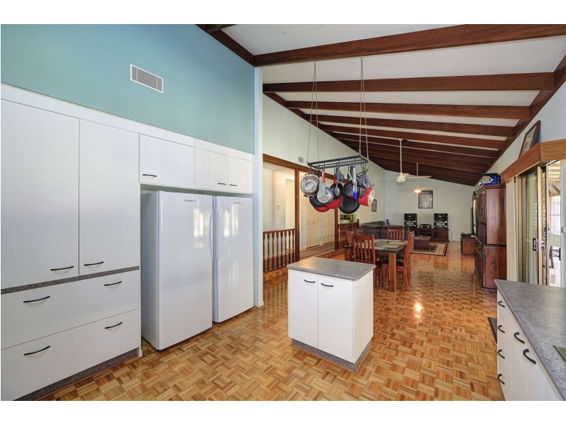 13 Tammy Road, Moore Park Beach QLD 4670