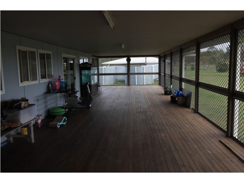 34 Old Bushs Road, Avondale QLD 4670