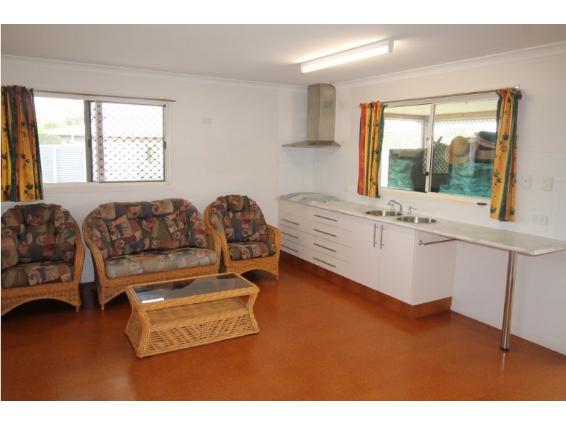 34 Old Bushs Road, Avondale QLD 4670