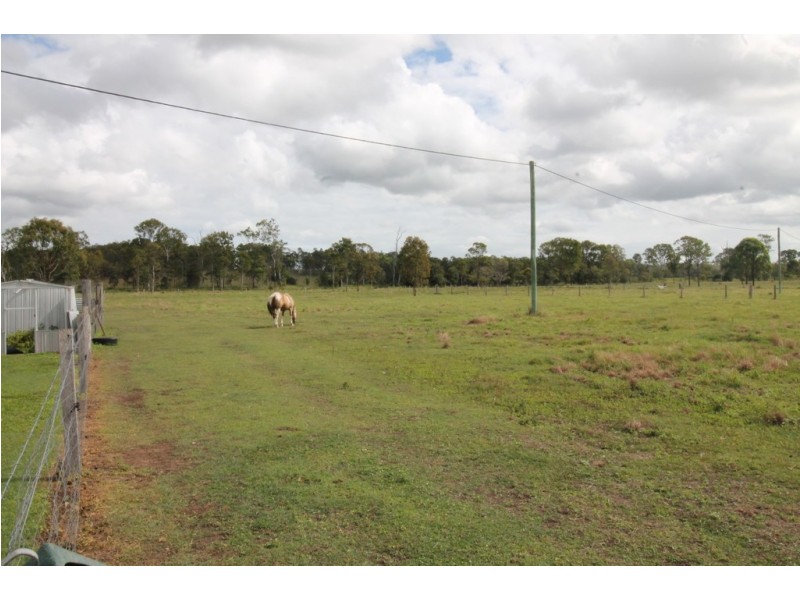 34 Old Bushs Road, Avondale QLD 4670