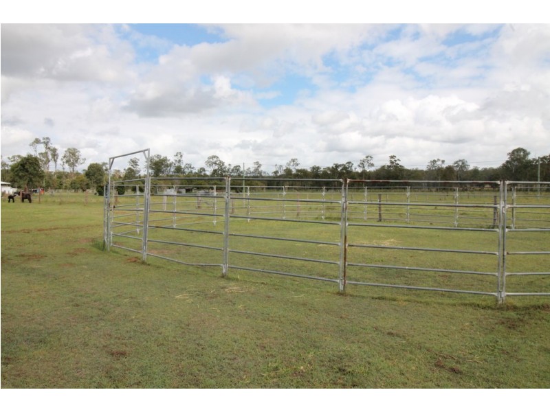 34 Old Bushs Road, Avondale QLD 4670