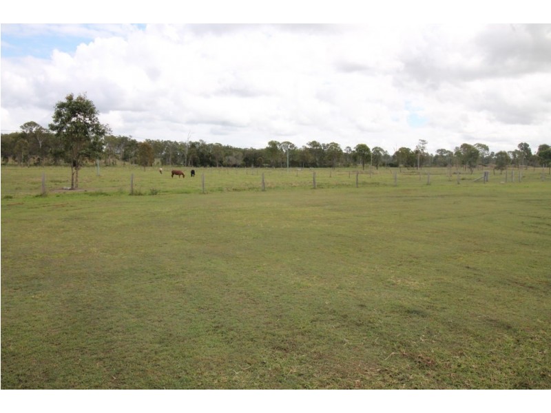 34 Old Bushs Road, Avondale QLD 4670