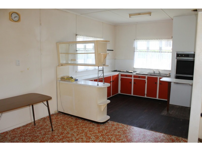 364 Bourbong Street, Millbank QLD 4670