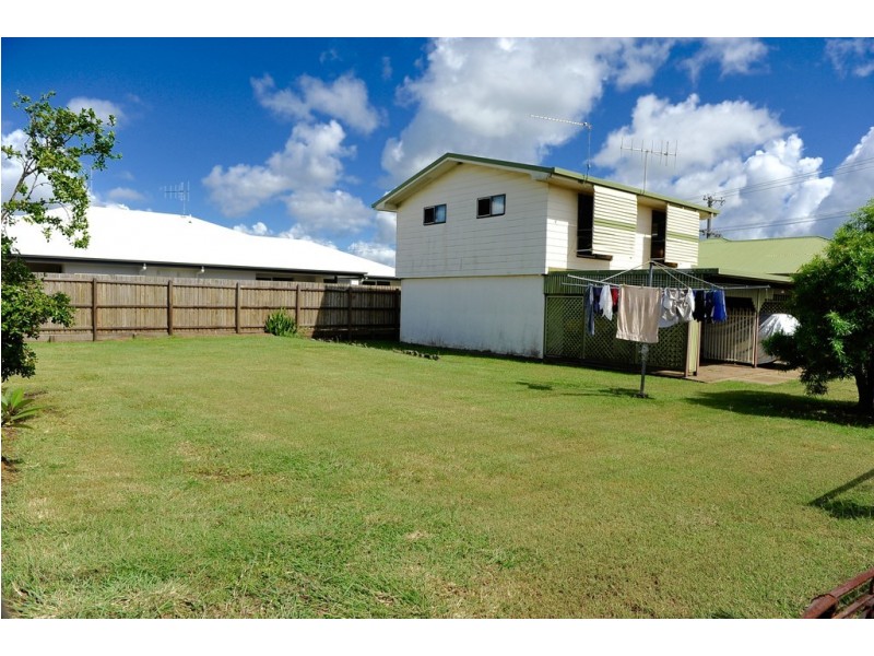 156 Bargara Road, Bundaberg East QLD 4670