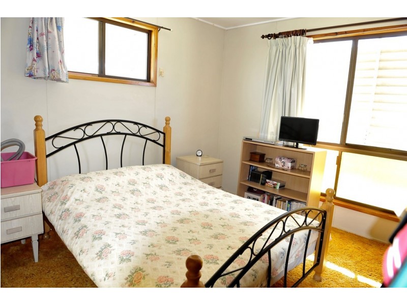 156 Bargara Road, Bundaberg East QLD 4670