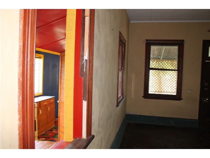 32 Bingera St, Bundaberg West QLD 4670