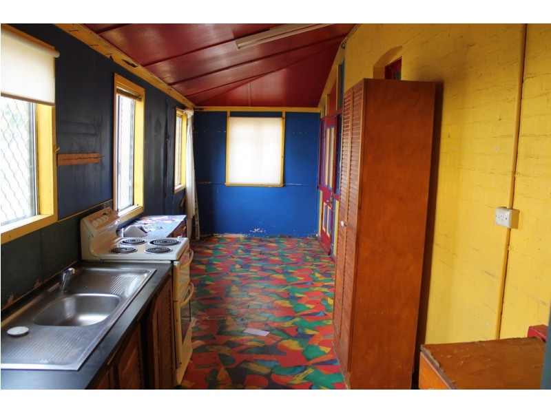 32 Bingera St, Bundaberg West QLD 4670