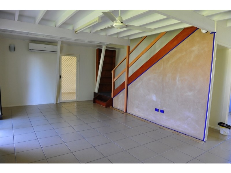 2/34 Bauer Street, Bargara QLD 4670