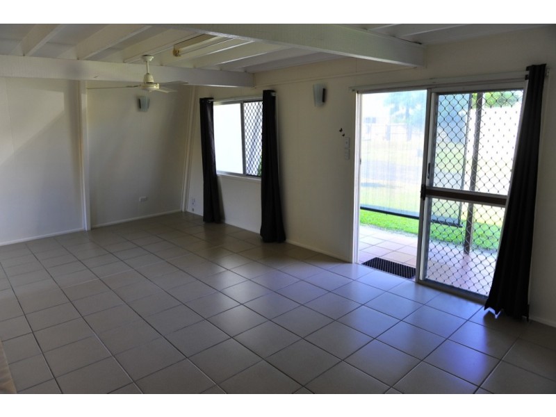 2/34 Bauer Street, Bargara QLD 4670
