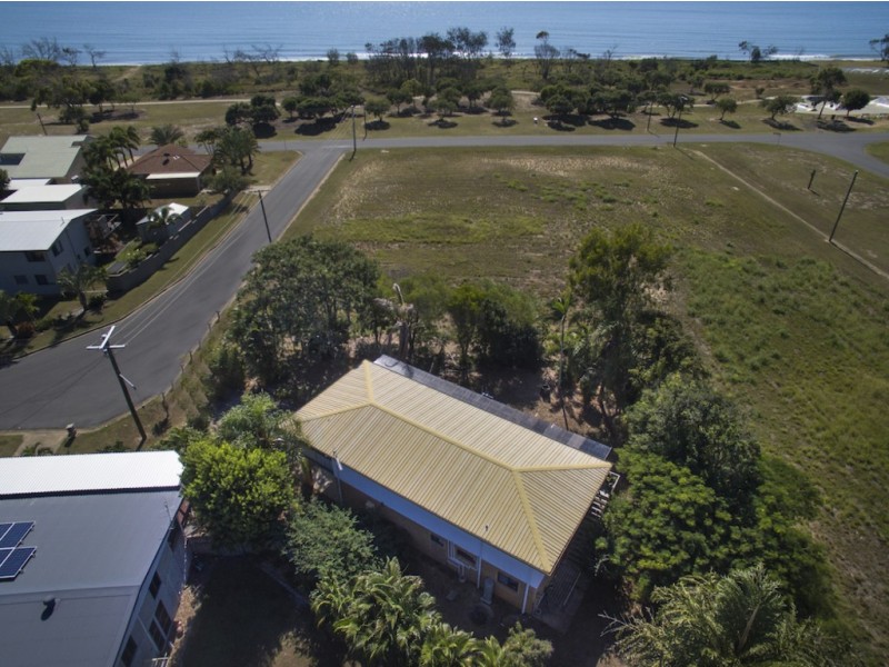 7 Tea Tree Court, Moore Park Beach QLD 4670
