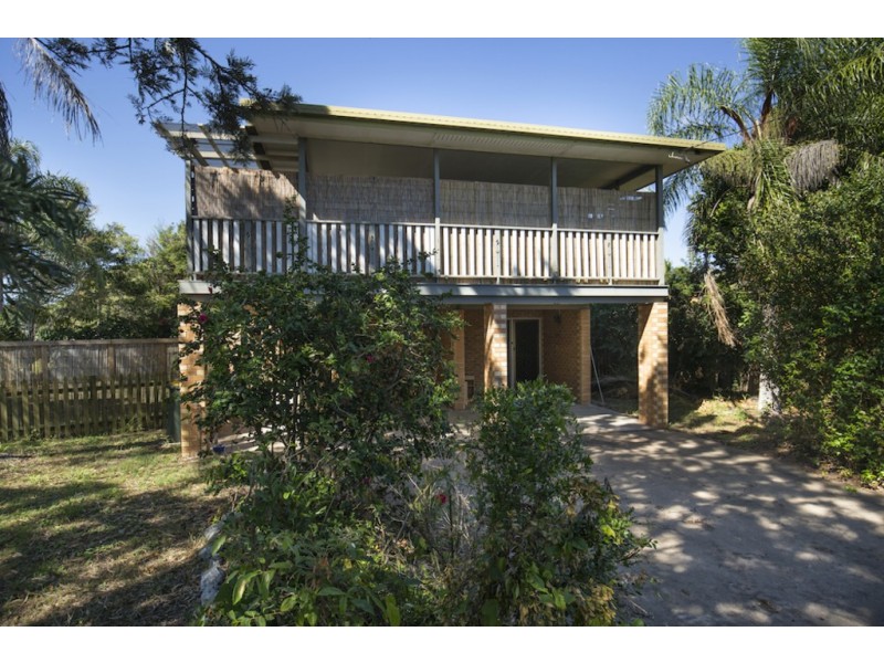 7 Tea Tree Court, Moore Park Beach QLD 4670
