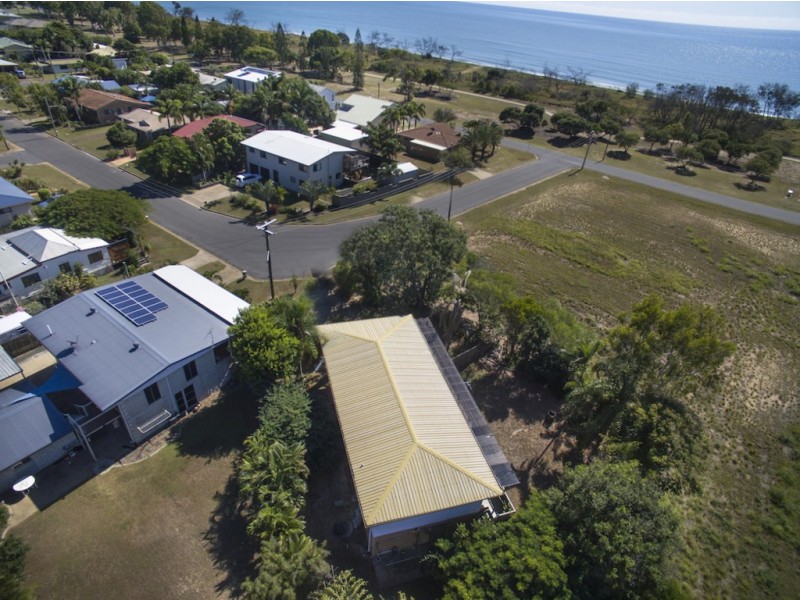 7 Tea Tree Court, Moore Park Beach QLD 4670