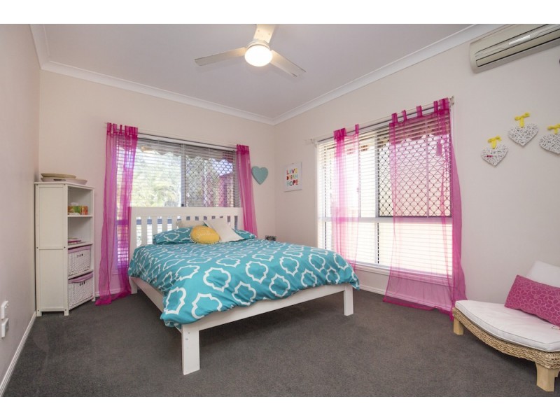 122 Malvern Drive, Moore Park Beach QLD 4670