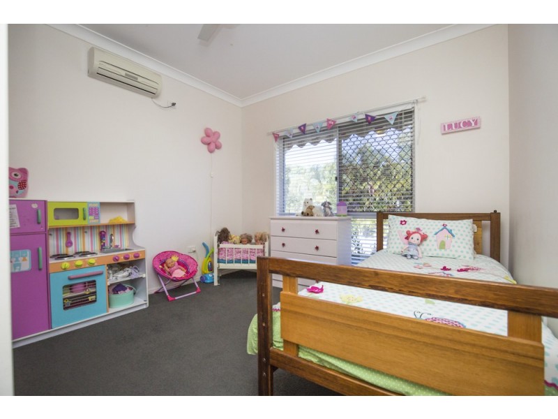 122 Malvern Drive, Moore Park Beach QLD 4670