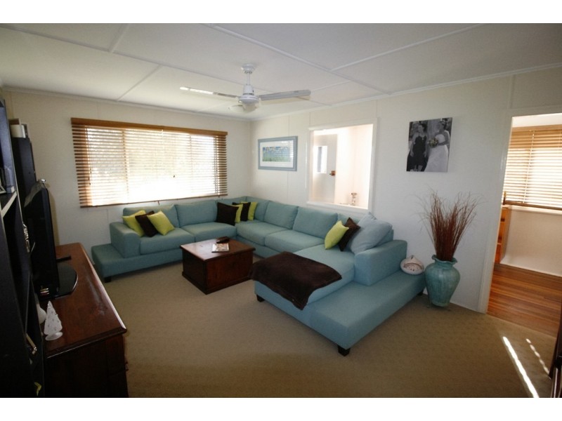 28 Morshead St, Avenell Heights QLD 4670