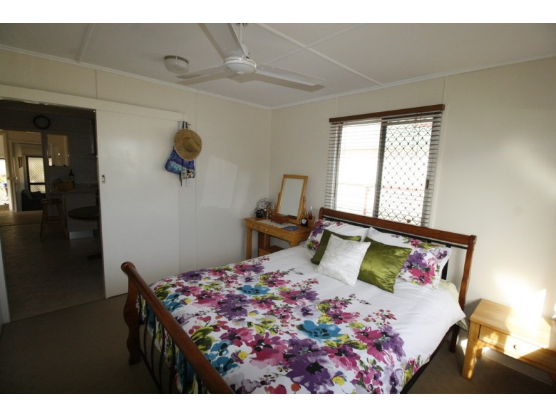 28 Morshead St, Avenell Heights QLD 4670