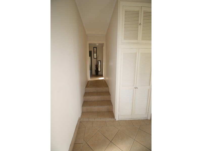 28 Morshead St, Avenell Heights QLD 4670