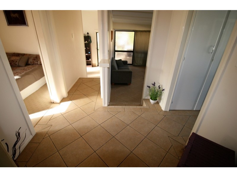 28 Morshead St, Avenell Heights QLD 4670