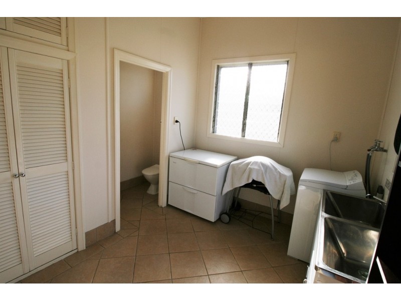 28 Morshead St, Avenell Heights QLD 4670