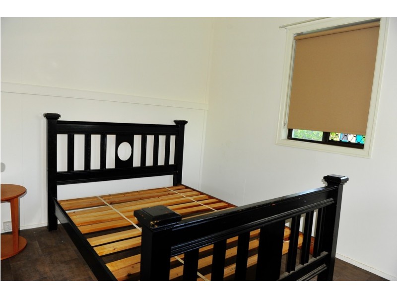 11 Station Street, Bundaberg North QLD 4670
