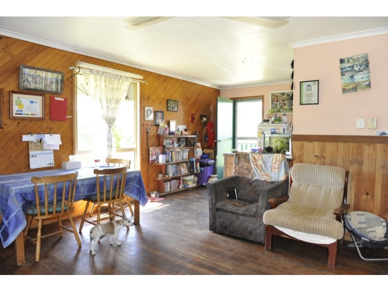 252 Rickards Road, Kolonga QLD 4671