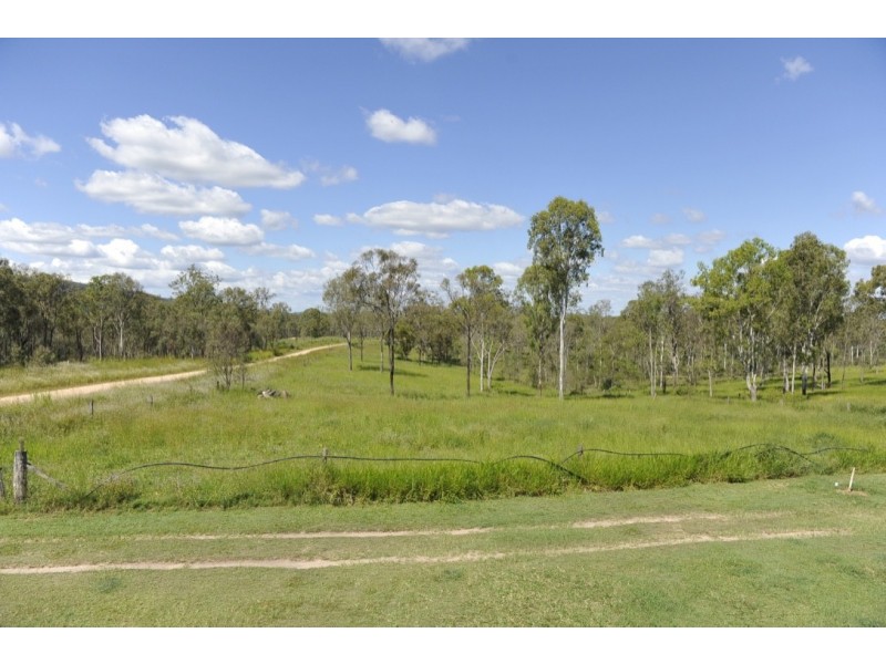 252 Rickards Road, Kolonga QLD 4671
