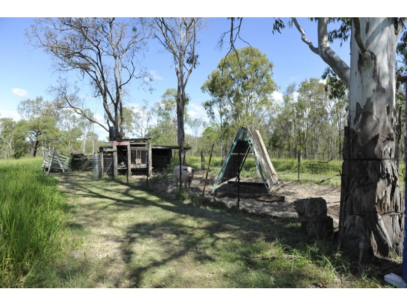 252 Rickards Road, Kolonga QLD 4671