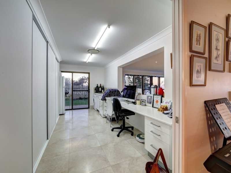 25 Coolanblue Ave, Innes Park QLD 4670