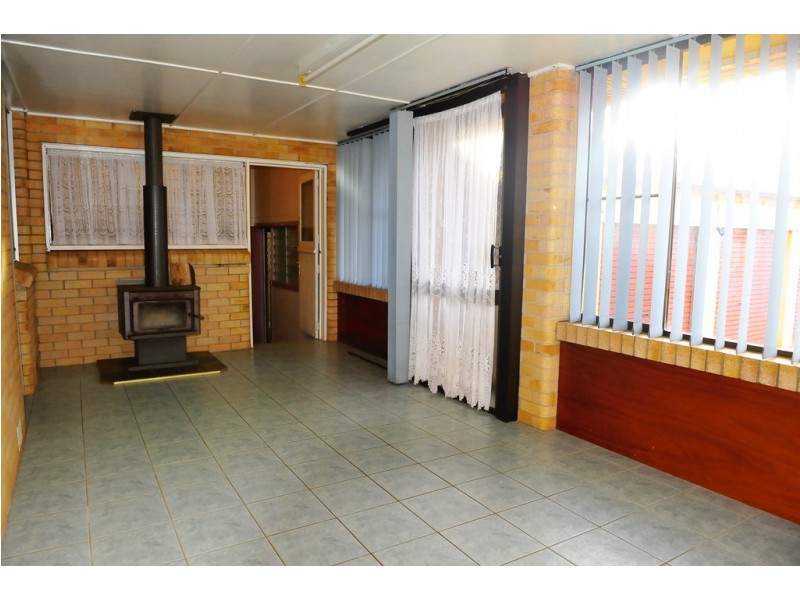 203 BARGARA ROAD, Kalkie QLD 4670