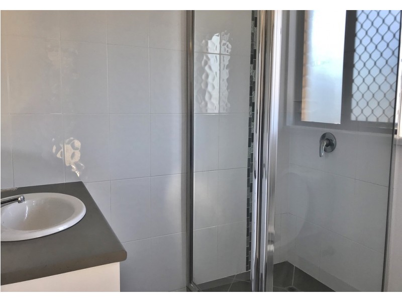52 Broadmeadow Avenue, Thabeban QLD 4670