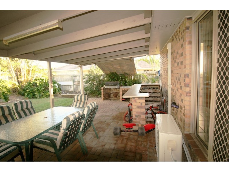 7 Ebbesen St, Bundaberg East QLD 4670
