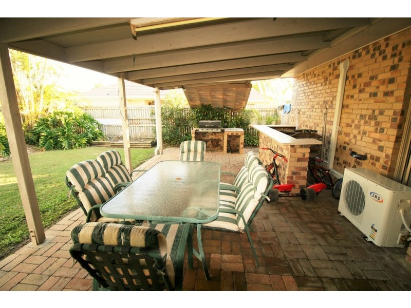7 Ebbesen St, Bundaberg East QLD 4670