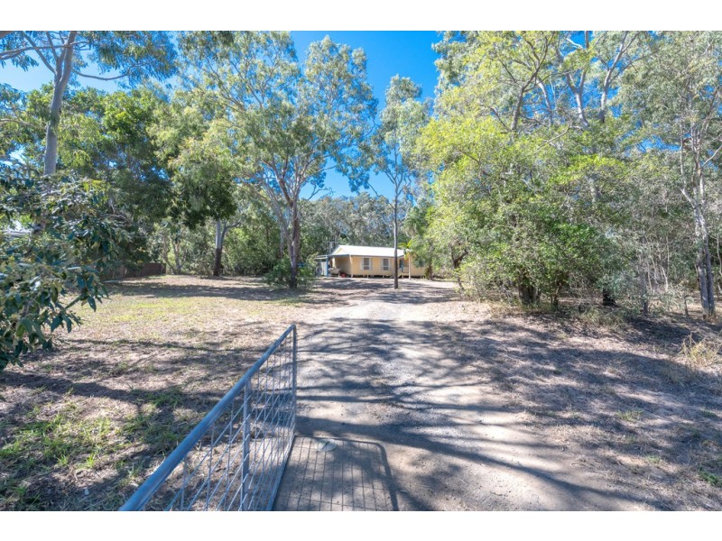 42 Sylvan Drive, Moore Park Beach QLD 4670