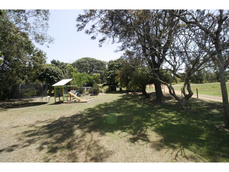 862 Gooburrum Rd, Welcome Creek QLD 4670