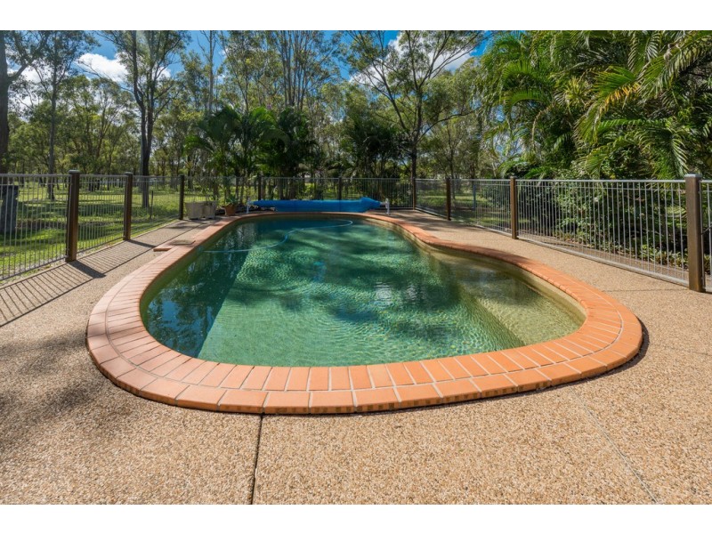 24 Pleasant Drive, Sharon QLD 4670
