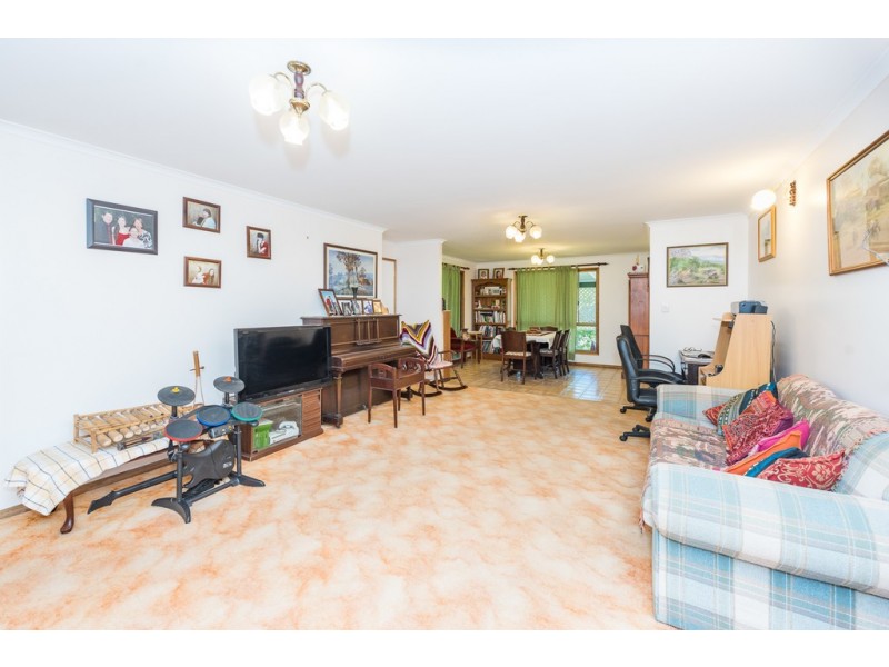24 Pleasant Drive, Sharon QLD 4670