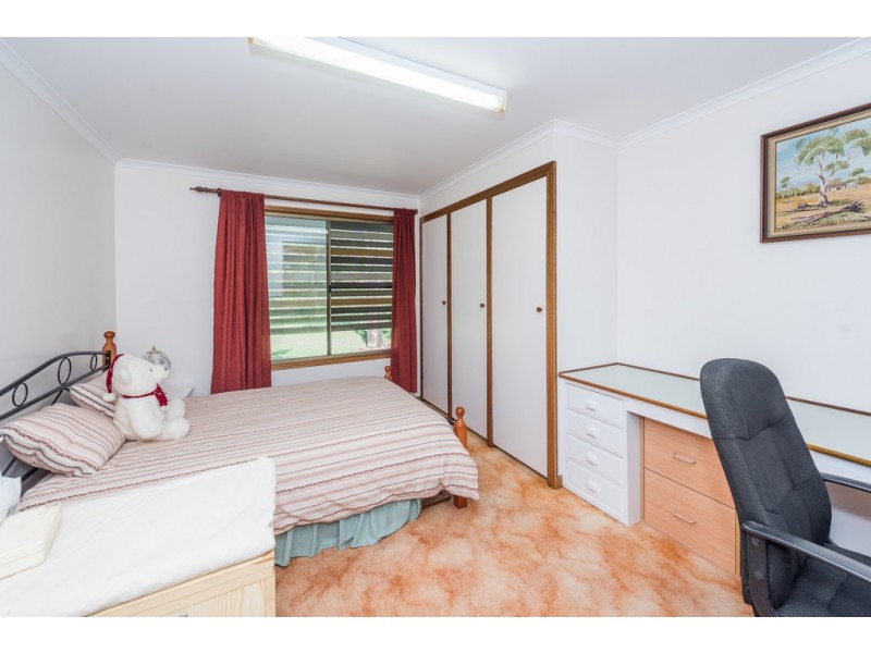 24 Pleasant Drive, Sharon QLD 4670