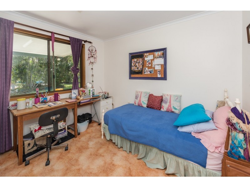 24 Pleasant Drive, Sharon QLD 4670