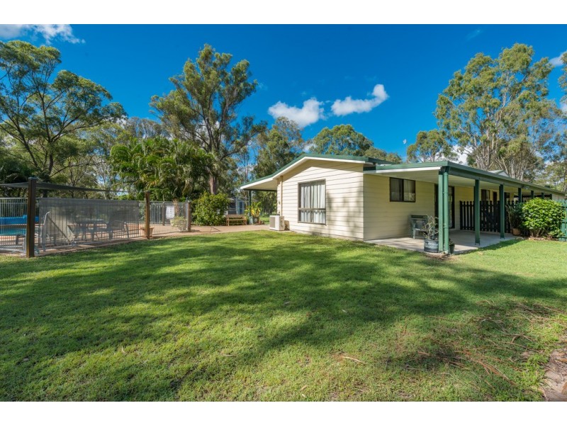 24 Pleasant Drive, Sharon QLD 4670