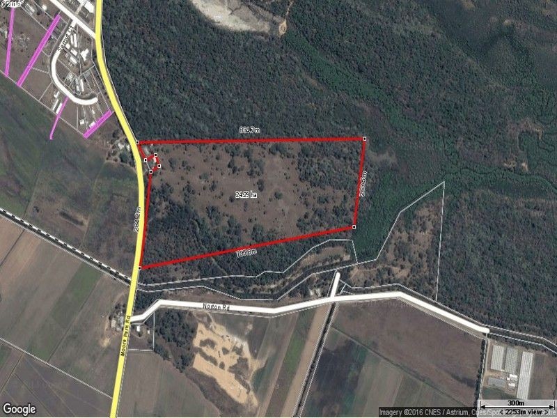 151 Moore Park Rd, Moore Park Beach QLD 4670