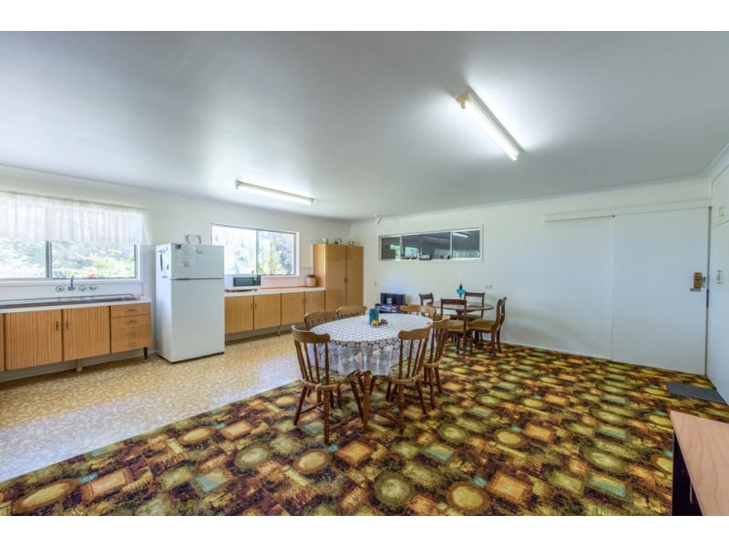 151 Moore Park Rd, Moore Park Beach QLD 4670