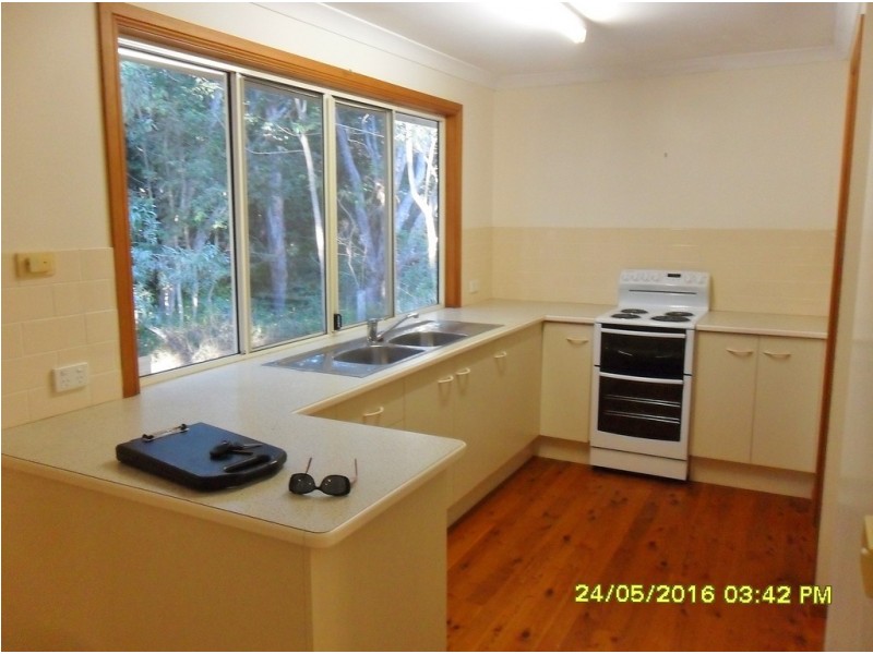 42 Sylvan Drive, Moore Park Beach QLD 4670