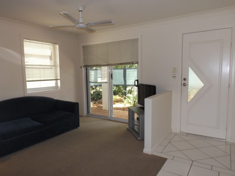 17/2 Sylvan Drive, Moore Park Beach QLD 4670