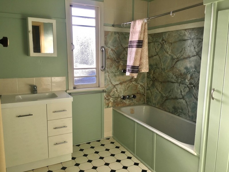 38 Elliott Heads Road, Kepnock QLD 4670