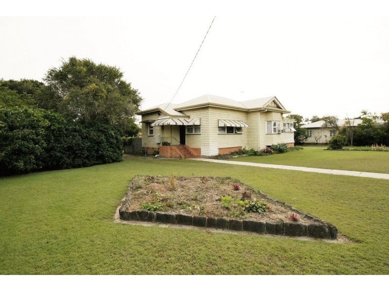 19 High St, Walkervale QLD 4670